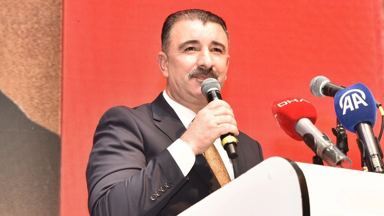 AK Parti Konak İlçe Başkanı Başdaş: “Konak’ta nüfus kaybı ve hava kirliliği alarm veriyor!