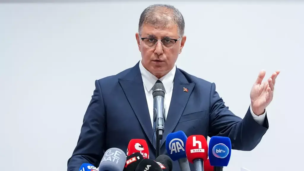 Cemil Tugay’dan sendikaya fedakarlık çağrısı: Aksi halde zorunlu işten çıkarmalar kaçınılmaz