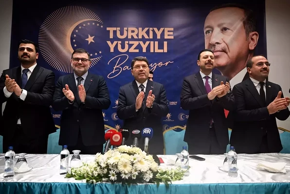 Kemalpaşa ve Aliağa’ya yeni adliye binası müjdesi!