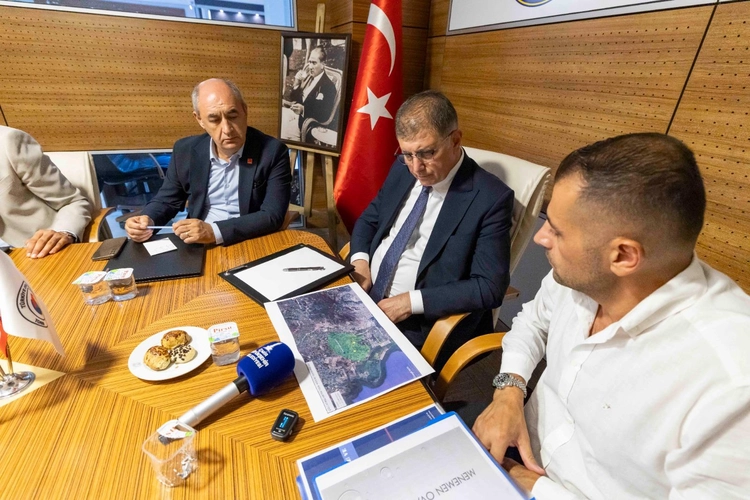Cemil Tugay: 