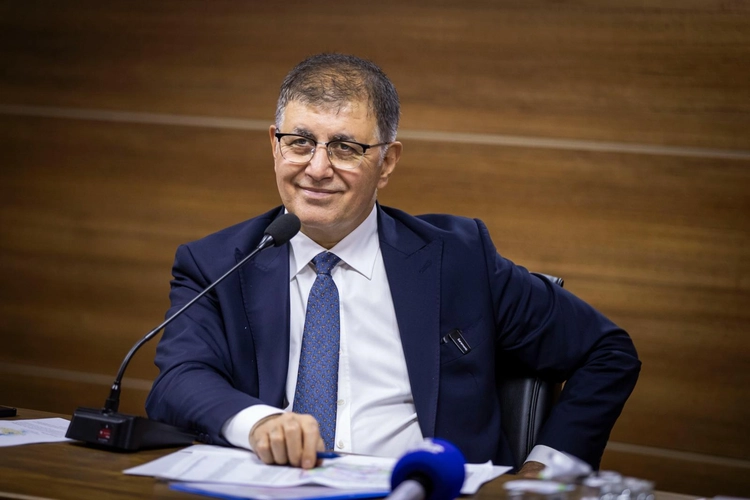 Başkan Tugay müjdeyi verdi: İzmir’de su tarifelerinde indirim!