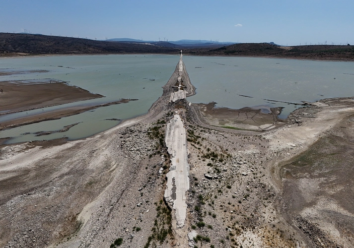 İZSU uyardı: Alaçatı Kutlu Aktaş Barajı’nda su seviyesi kritik eşik altında
