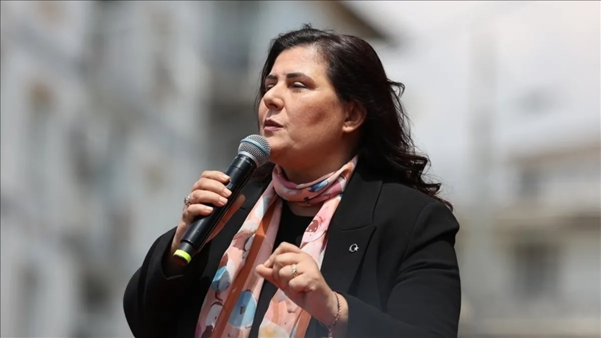 Özlem Çerçioğlu: “Alnım ak, başım dik, korkum yok”
