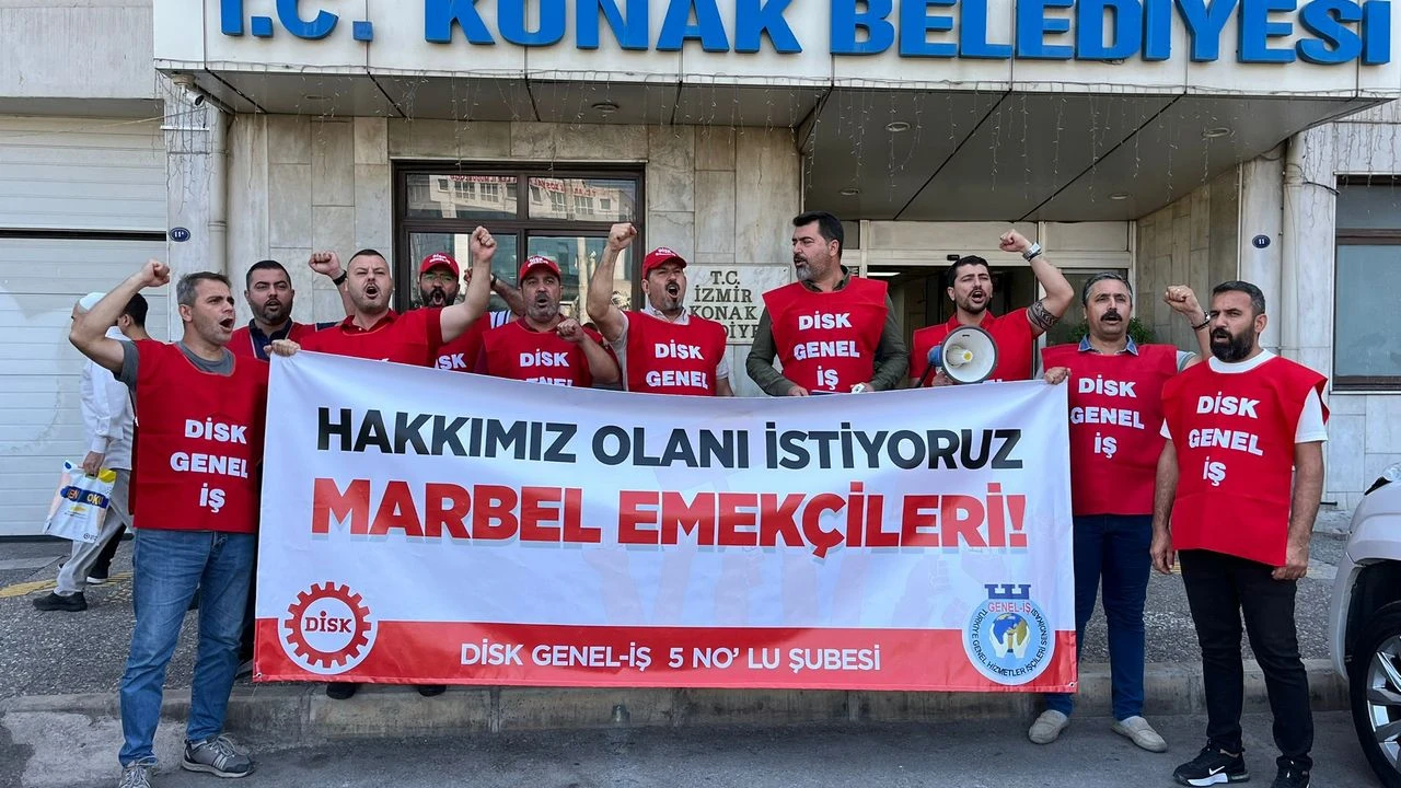 Konak Belediyesi işçileri alacakları için eylemde: 