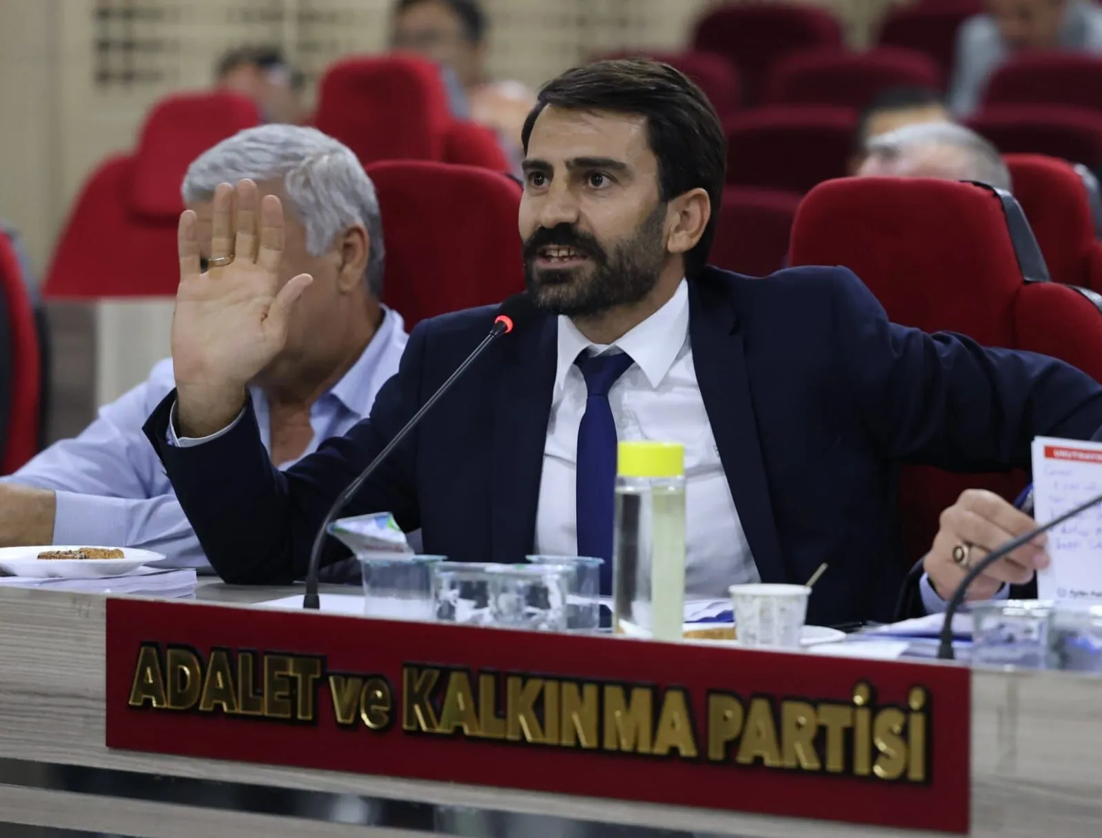 AK Partili Kişili’den ihale tepkisi “BUNUN ADI HARAÇ MEZAT SATIŞTIR!