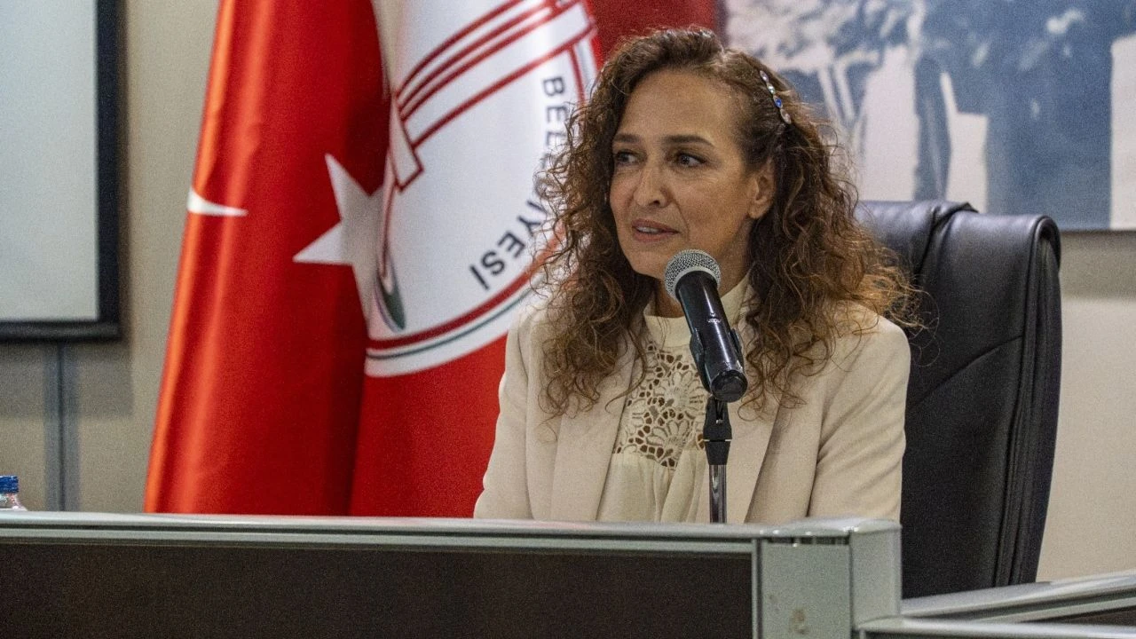 Karşıyaka Belediyesi'nde mali kriz: Yalnız bir belediyeyiz ama yılmayacağız