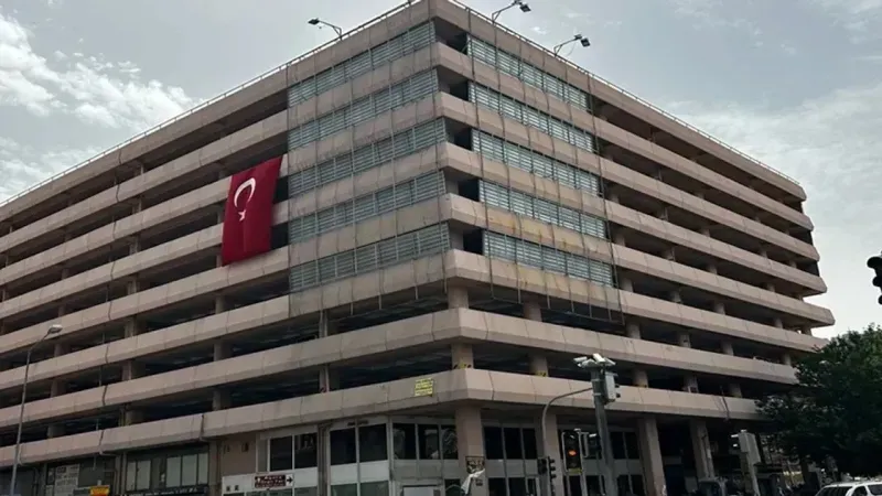 Çankaya Katlı Otoparkı Yıkılıyor: Güçlendirme Maliyeti ve Teknik Sorunlar Engel Oldu