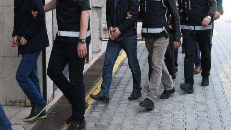 İzmir’de Huzur Operasyonu: 152 Aranan Şahıs Yakalandı