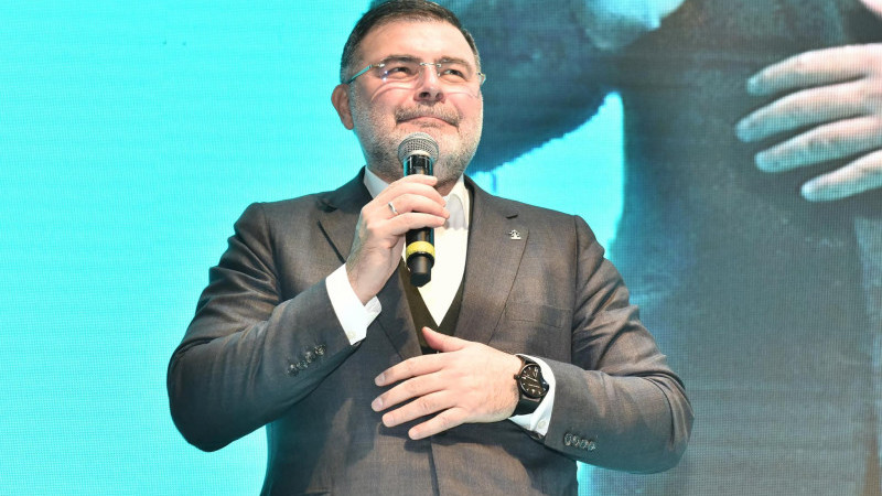 Saygılı’dan Tugay’a Suçlama: Raylı Sistemi Bitirdiniz!