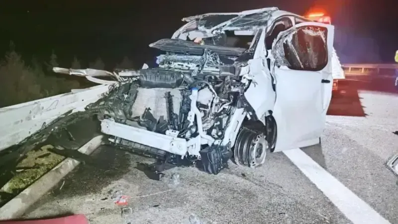 Altın taşıyan zırhlı araç kaza yaptı: 11 kg altın kayıp!