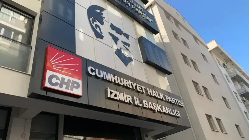 CHP İzmir İl Disiplin Kurulu'na üç isim sevk edildi