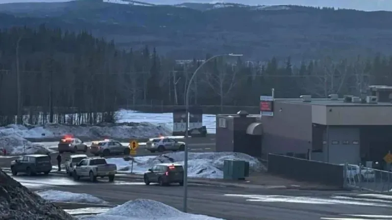 Kanada'da okul saldırısı: Çok sayıda yaralı ve ölü var!