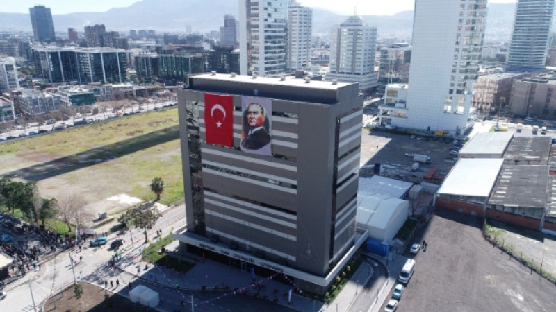 AK Parti'den tepki, Büyükşehir'den 'geçici' açıklaması!