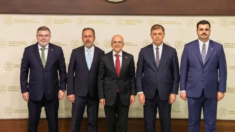 İzmir Büyükşehir Belediye Meclisi’nde “kadraj” tartışması