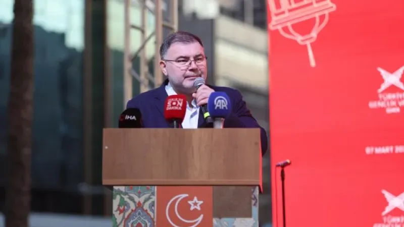 AK Parti İzmir İl Başkanı Bilal Saygılı, TÜGVA’nın iftar programında konuştu