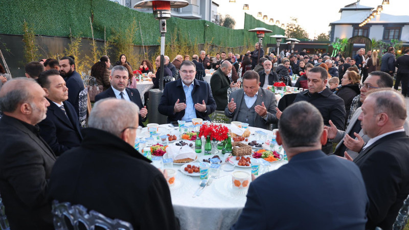 Saygılı, İftar ve Kadir Gecesi Programına Katıldı