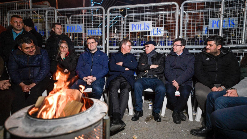 Meslek Fabrikası önünde nöbet devam ediyor