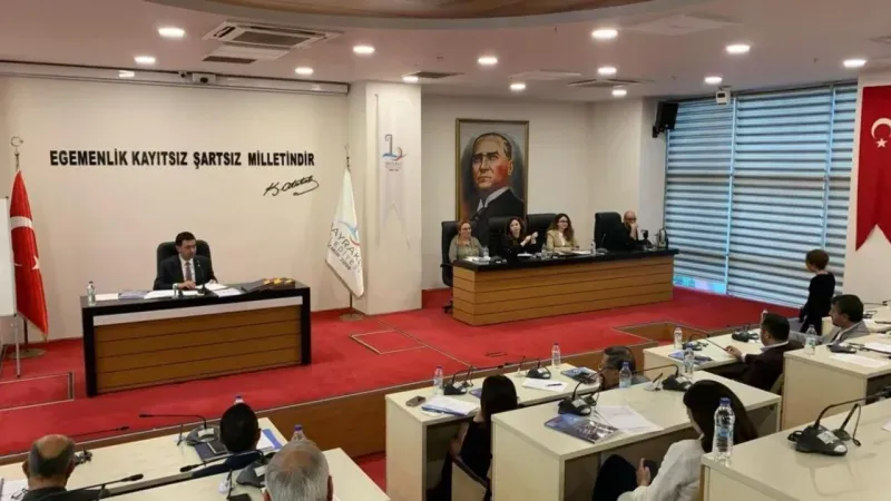 Bayraklı Belediye Meclisinde Ruhsat Sorunu Gündeme Geldi