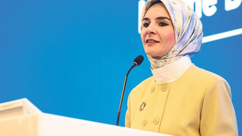 Bakan Göktaş: İzmir kadınlara ilham veren bir şehir