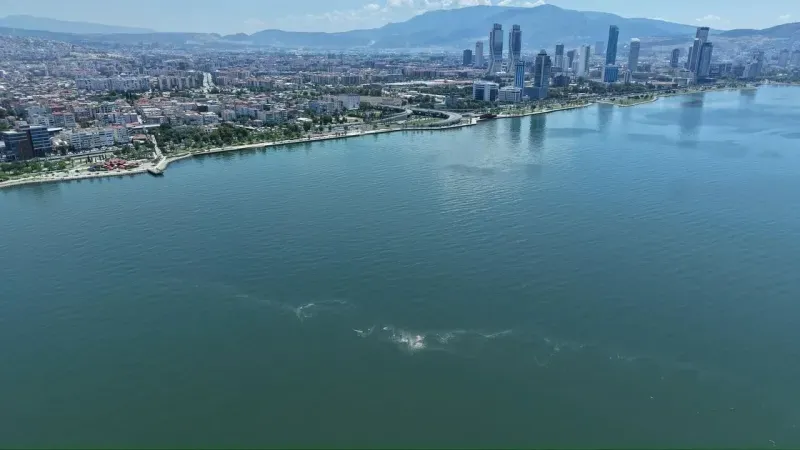 İzmir Körfezi’nde 7 Ayda 14’üncü Kirlilik Vakası