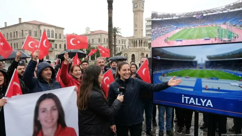 İzmirli Yüzücü Eda Savcıgil, Capri-Napoli Parkurunda Birinci Oldu
