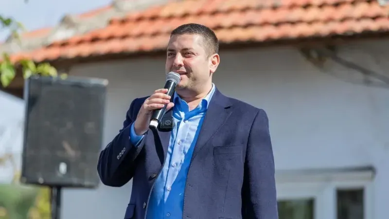 Torbalı Belediye Başkanı Övünç Demir YENİ Parti'ye Geçiyor