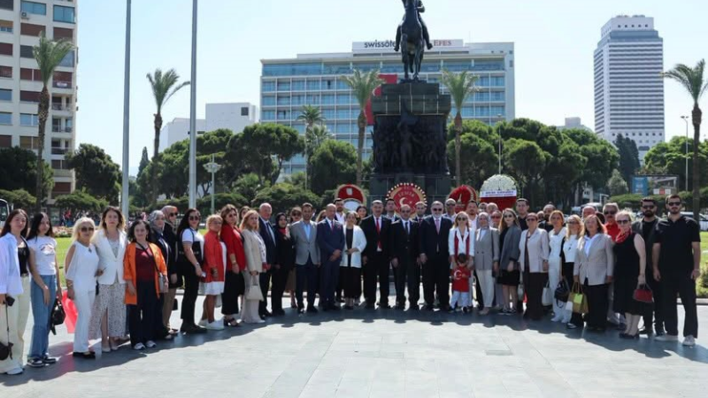Başdaş’tan İzmir’de Zafer Bayramı Mesajı: “Milletimizin Sarsılmaz İradesinin Destanı”