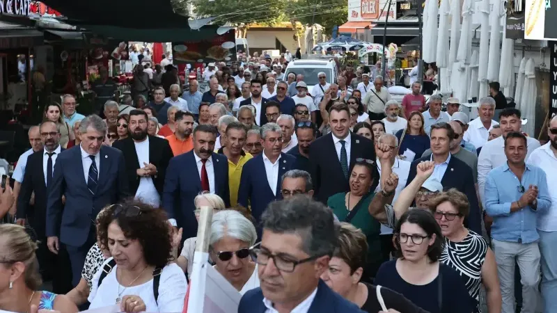 YENİ Parti Çiğli’de İlçe Başkanlığını Açtı