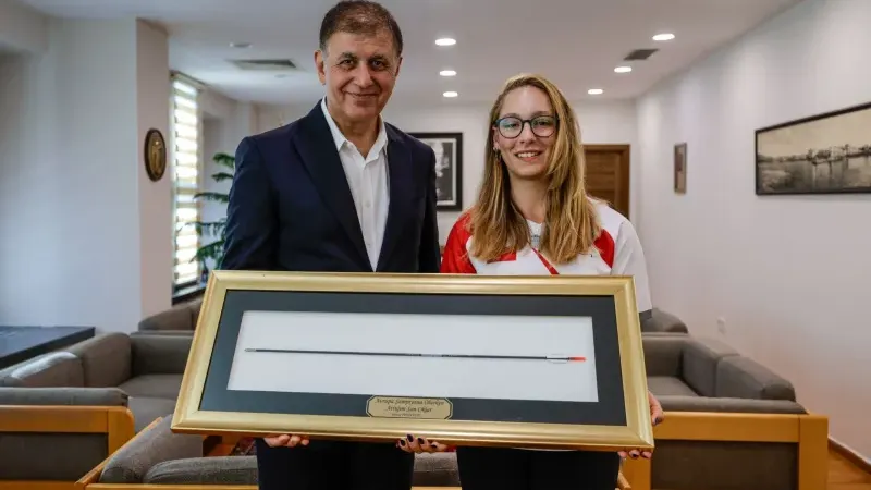 Dünya Yenihayat’tan İzmir’e altın madalya gururu