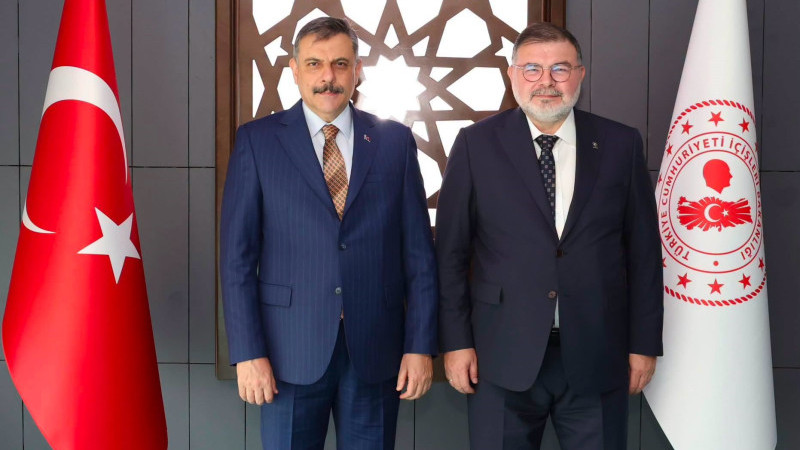 AK Parti İzmir İl Başkanı Bilal Saygılı: “Güçlü bir koordinasyonla çalışmaya devam edeceğiz”