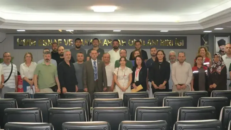 Bitkisel Karışımlara Dikkat! İzmirli Esnafa Kritik Eğitim