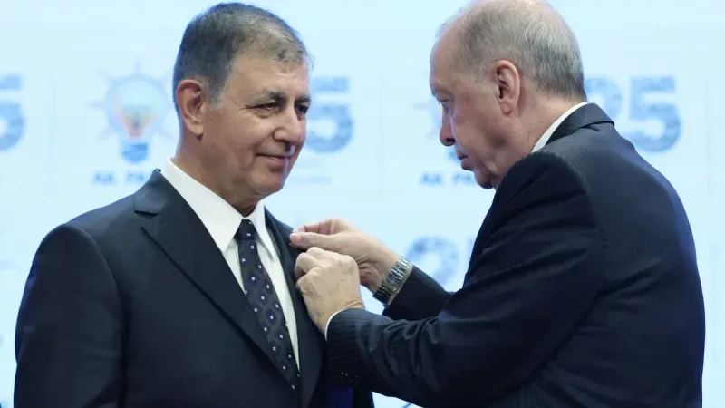 AK Parti’ye katılan Cemil Tugay 5 günlük izne ayrıldı