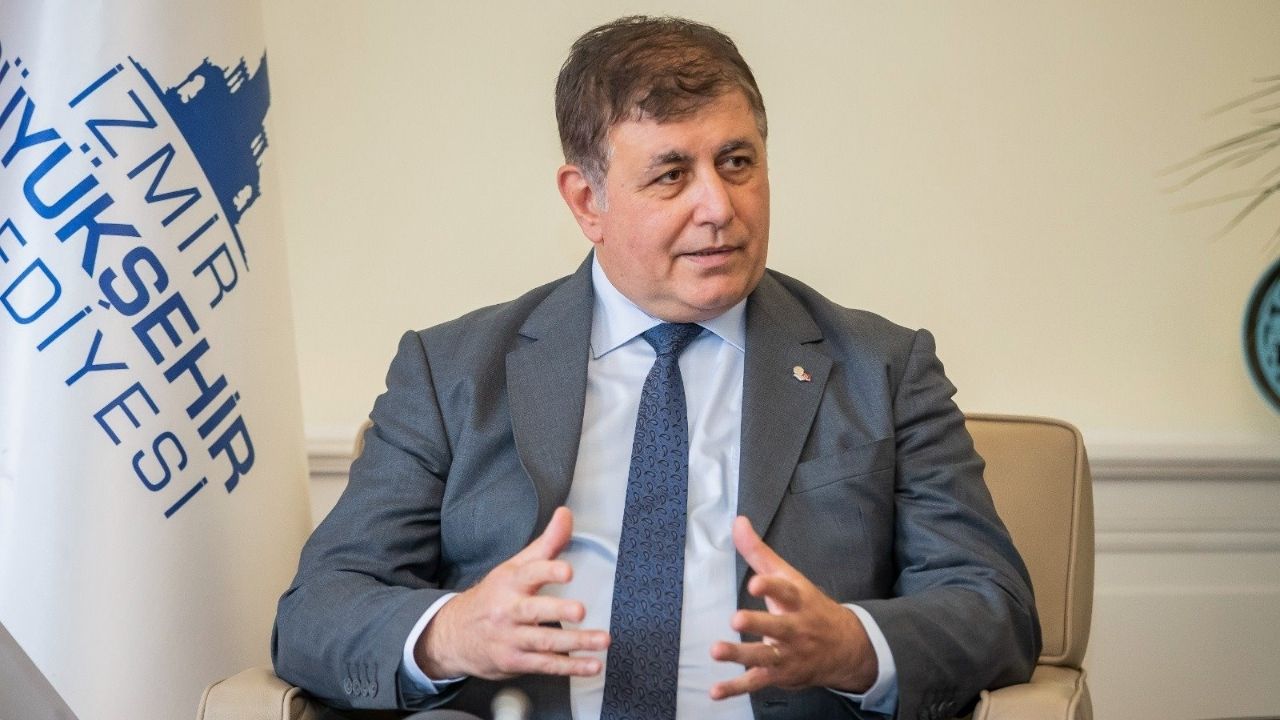 Başkan Tugay çağrıda bulundu: İzmir Körfezi'nde petrol kaynaklı kirlilik tespit edildi