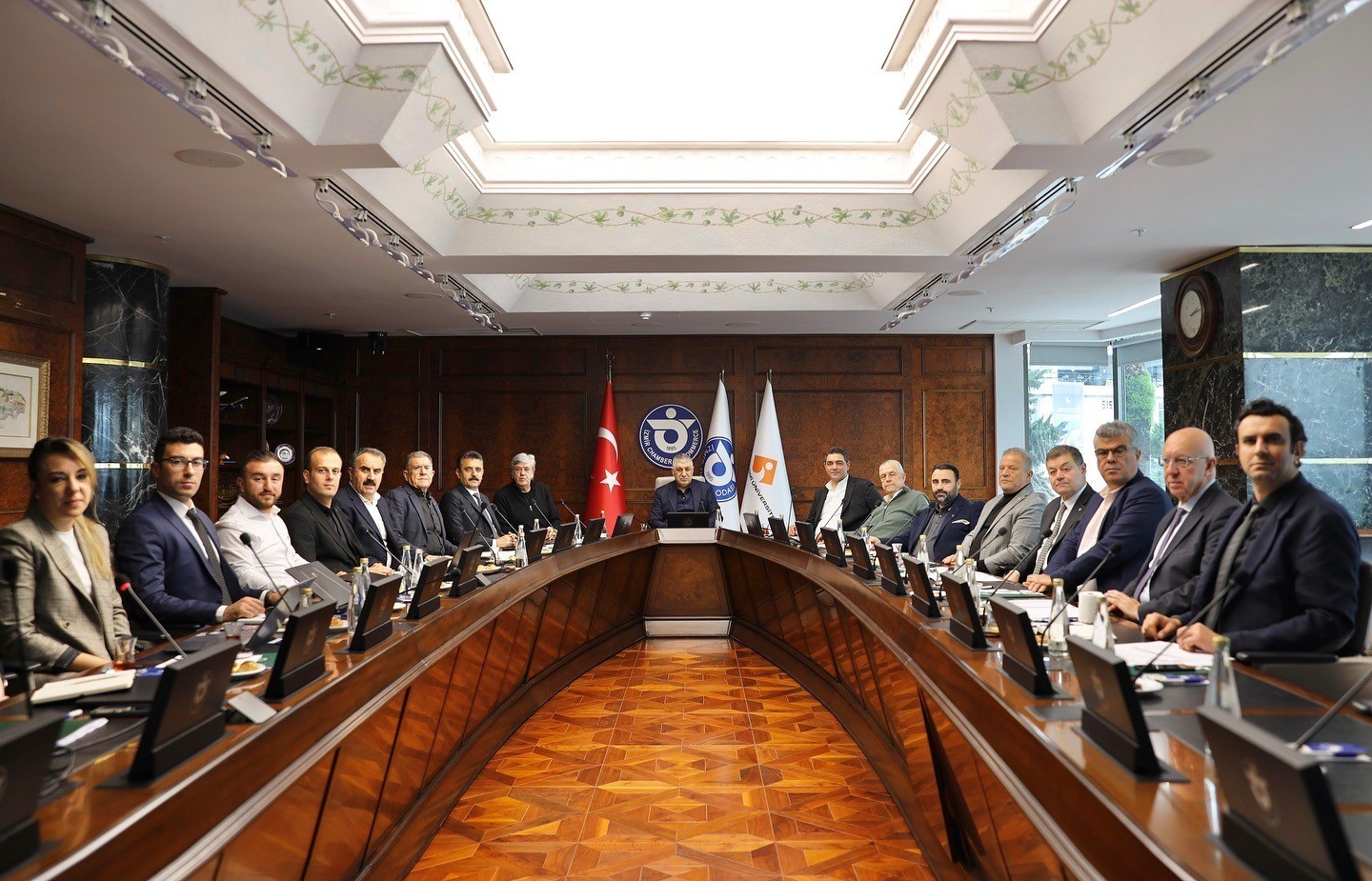 Dikili’de, Avrupa’nın en büyük jeotermal sera kümelenmesi yükseliyor