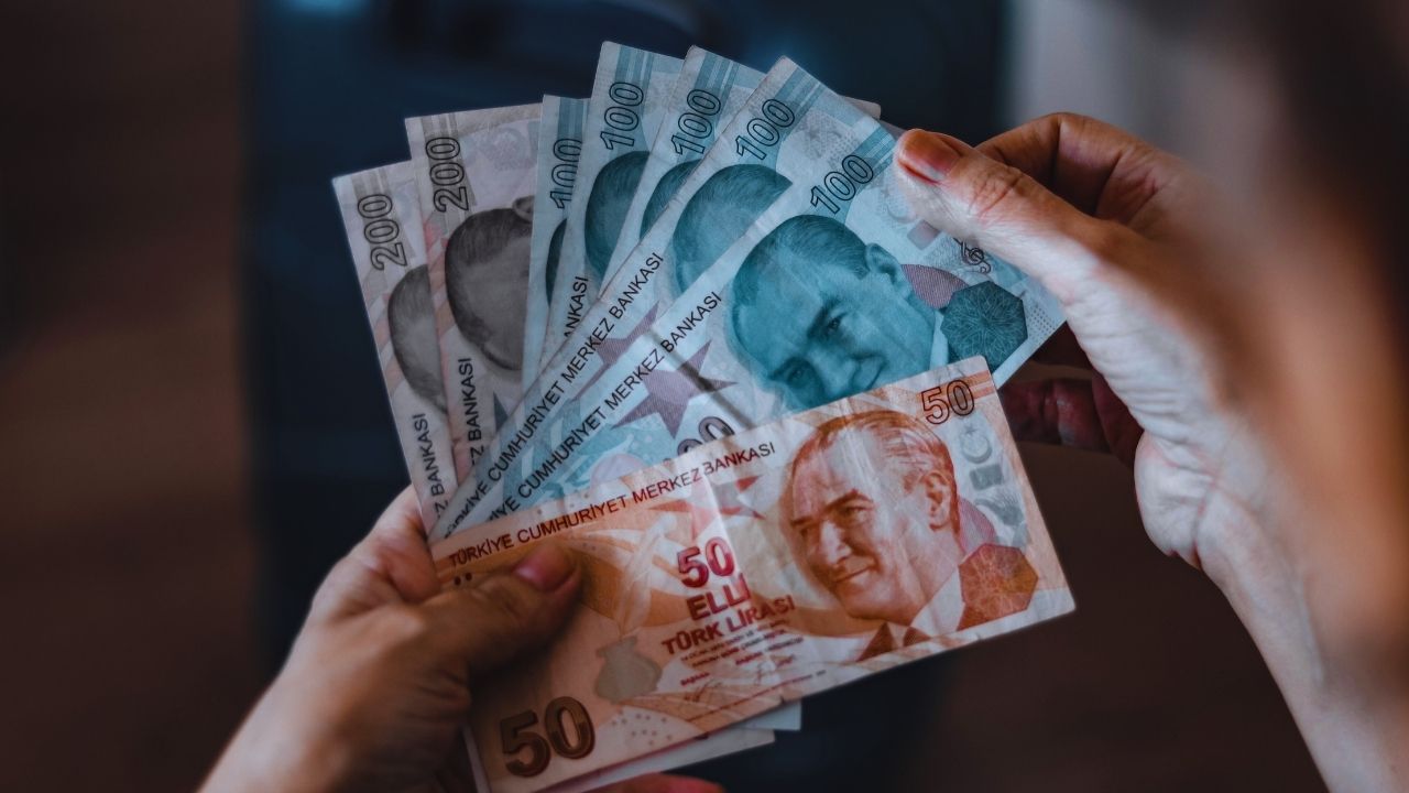 Emekli maaşı zam görüşmeleri: Milyonlarca emeklinin gözleri Aralık ayında