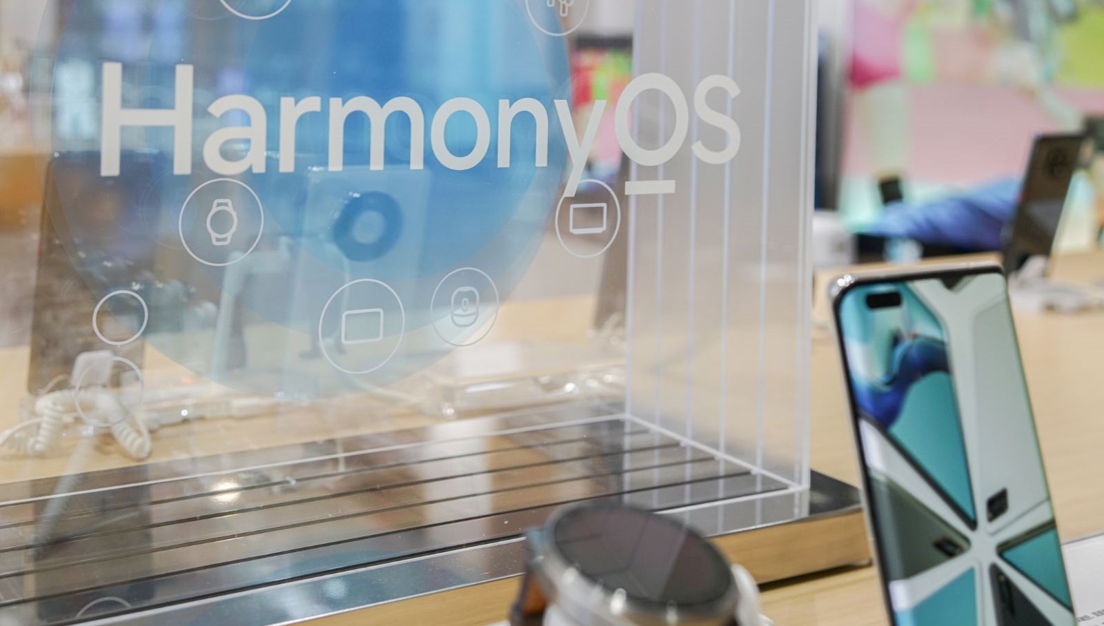 Huawei'nin HarmonyOS'u Windows'un yerini alabilir