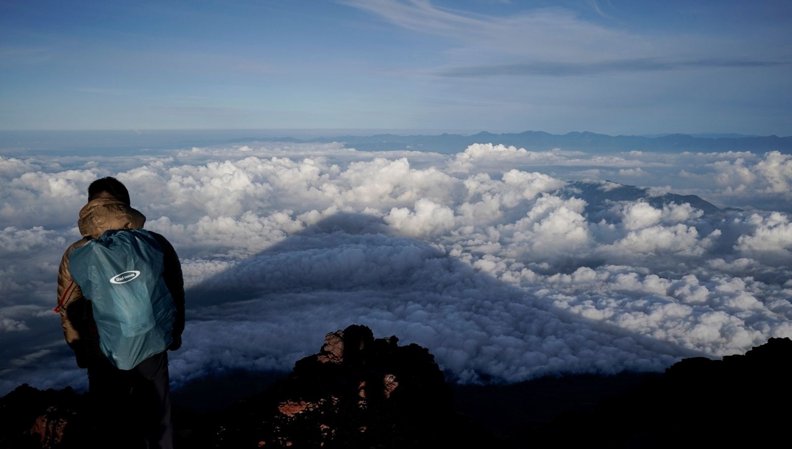 Mahsur kaldı, telefonu için geri döndü: Dağcı, 4 günde 2 kez kurtarıldı