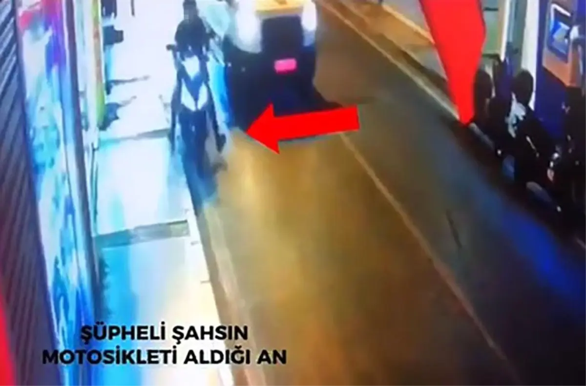 İzmir'de Motosiklet Hırsızları Yakalandı