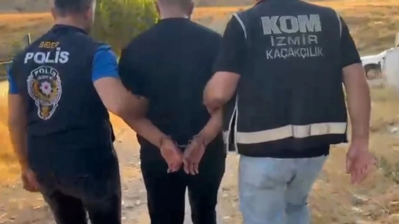 İzmir’de tefecilik operasyonu: 2 tutuklama