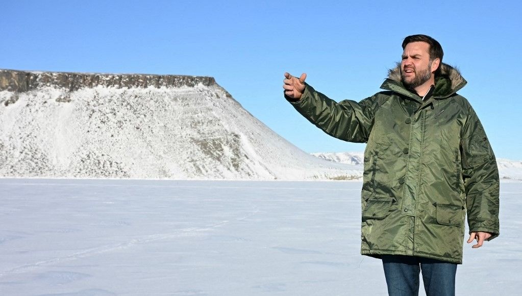 Trump, Grönland'ı istiyor: ABD ve Danimarka ilk kez masaya oturacak