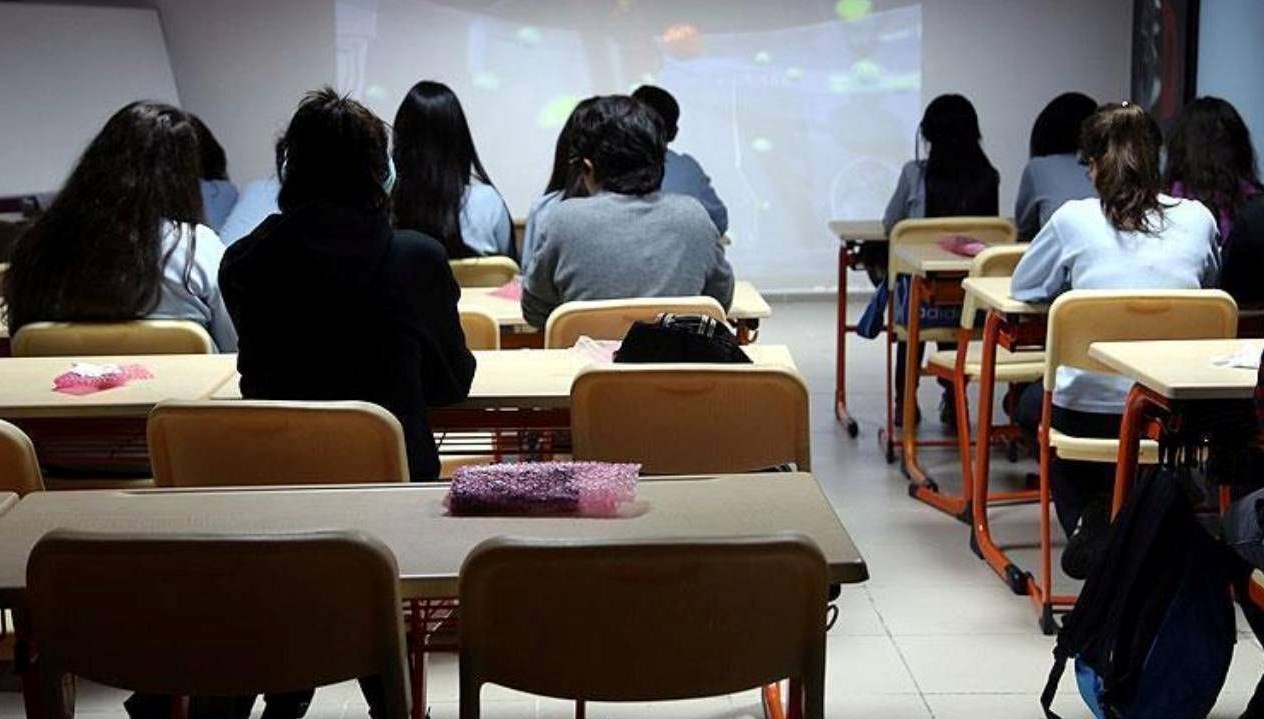 Tüm illere gönderildi: Okullarda yeni eğitim öğretim yılı takvimi belirlendi